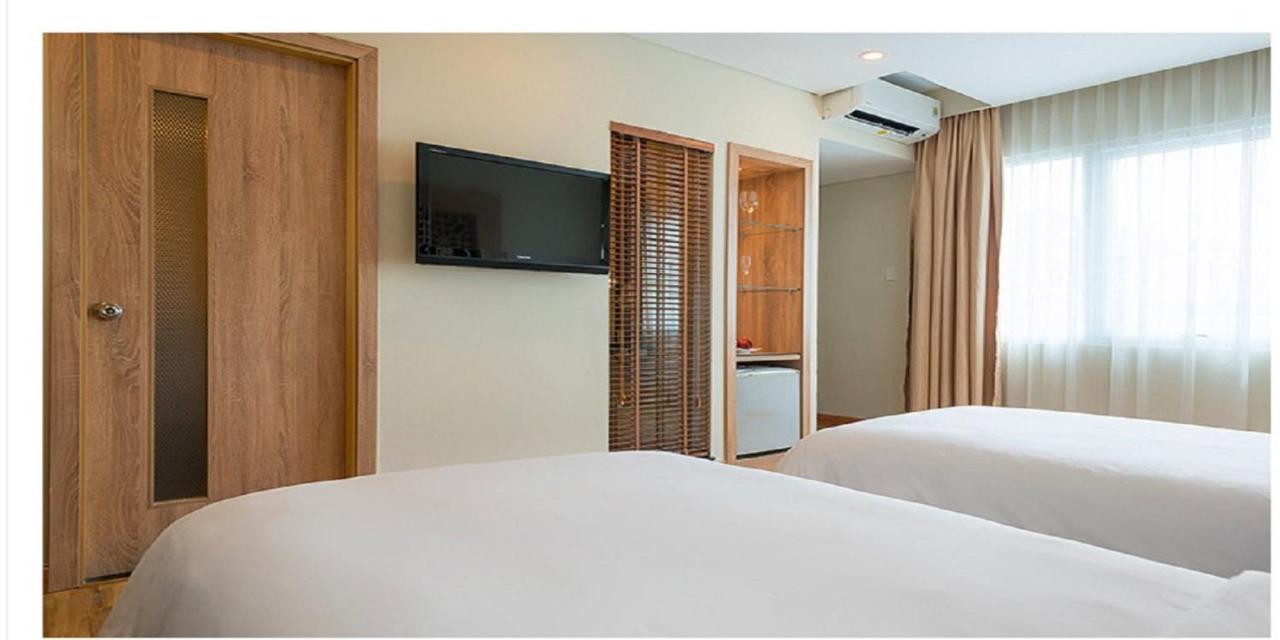 Gemini Saigon Luxury Hotel Ho Chi Minh City Bagian luar foto