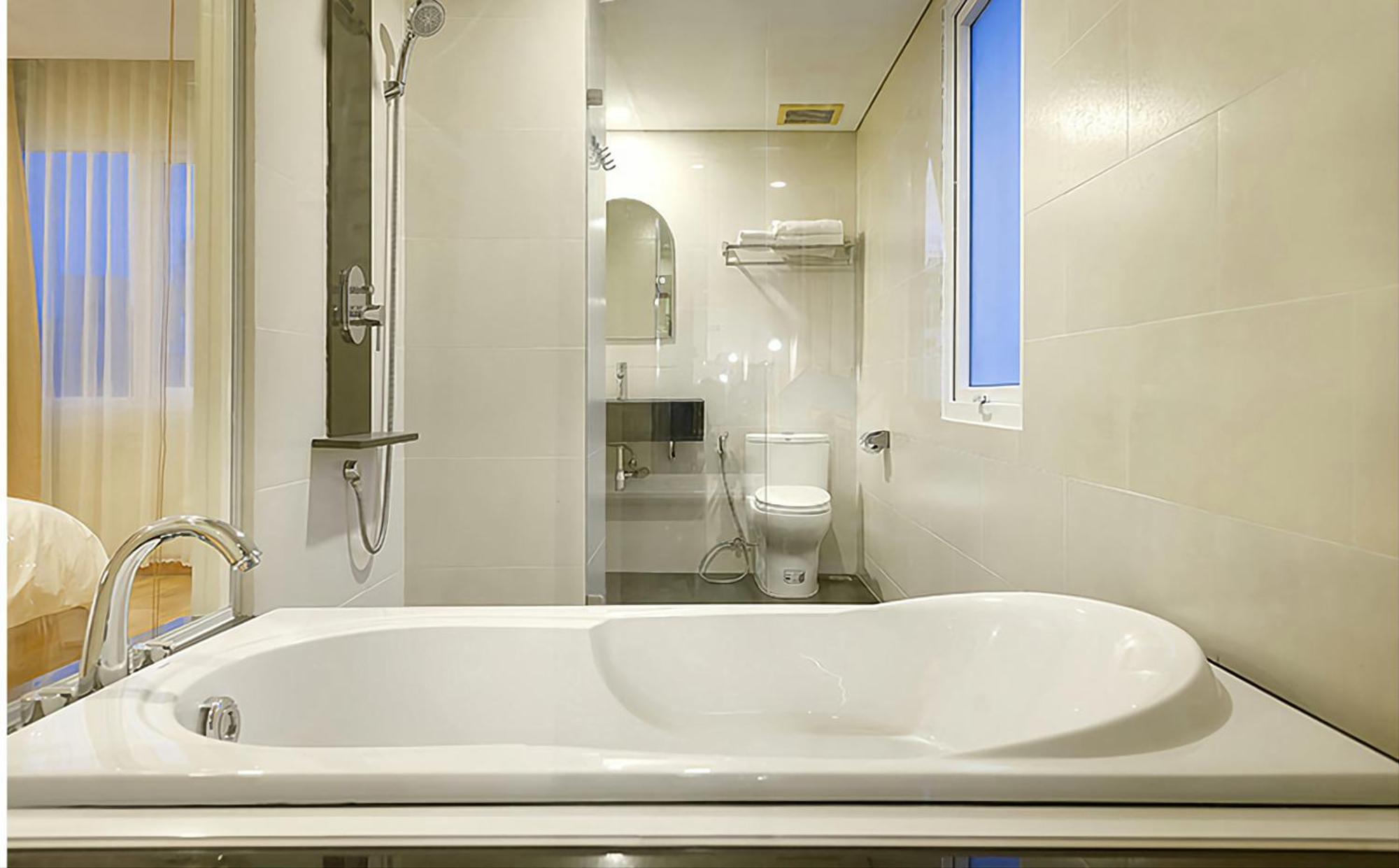 Gemini Saigon Luxury Hotel Ho Chi Minh City Bagian luar foto